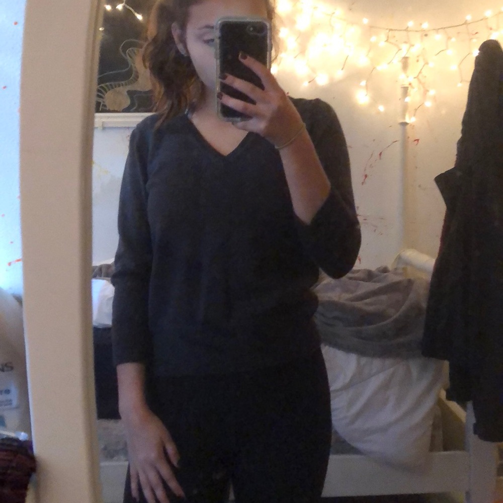 Banana Republic sweater. (Never worn)